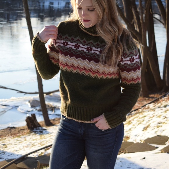 Langenls Turtleneck Sweater - Picture 2 of 3